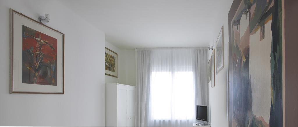 Hotel Alexander Museum Palace Pesaro Luaran gambar