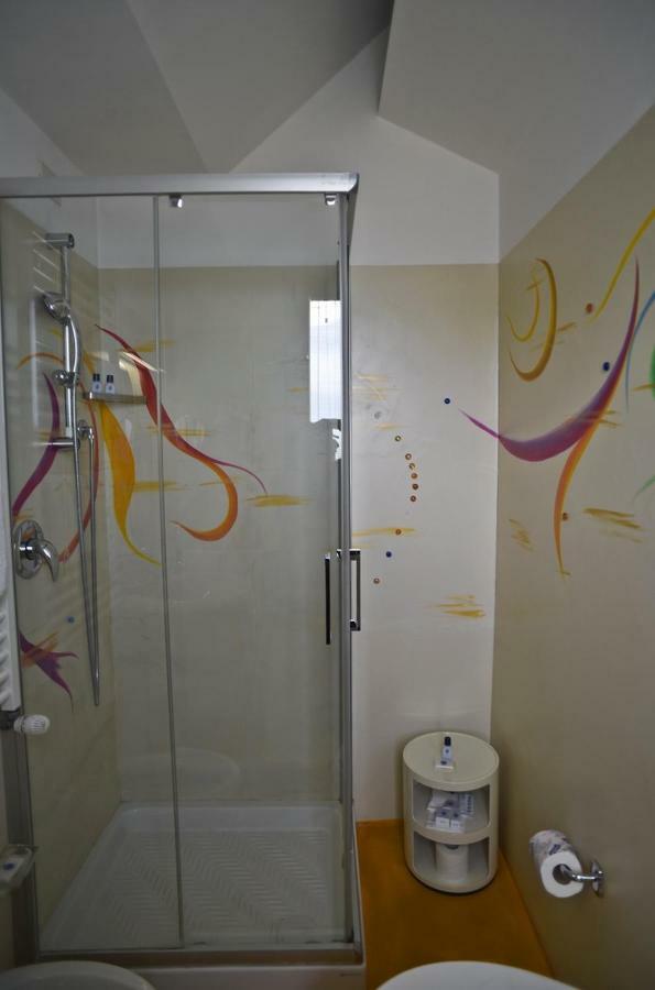 Hotel Alexander Museum Palace Pesaro Luaran gambar